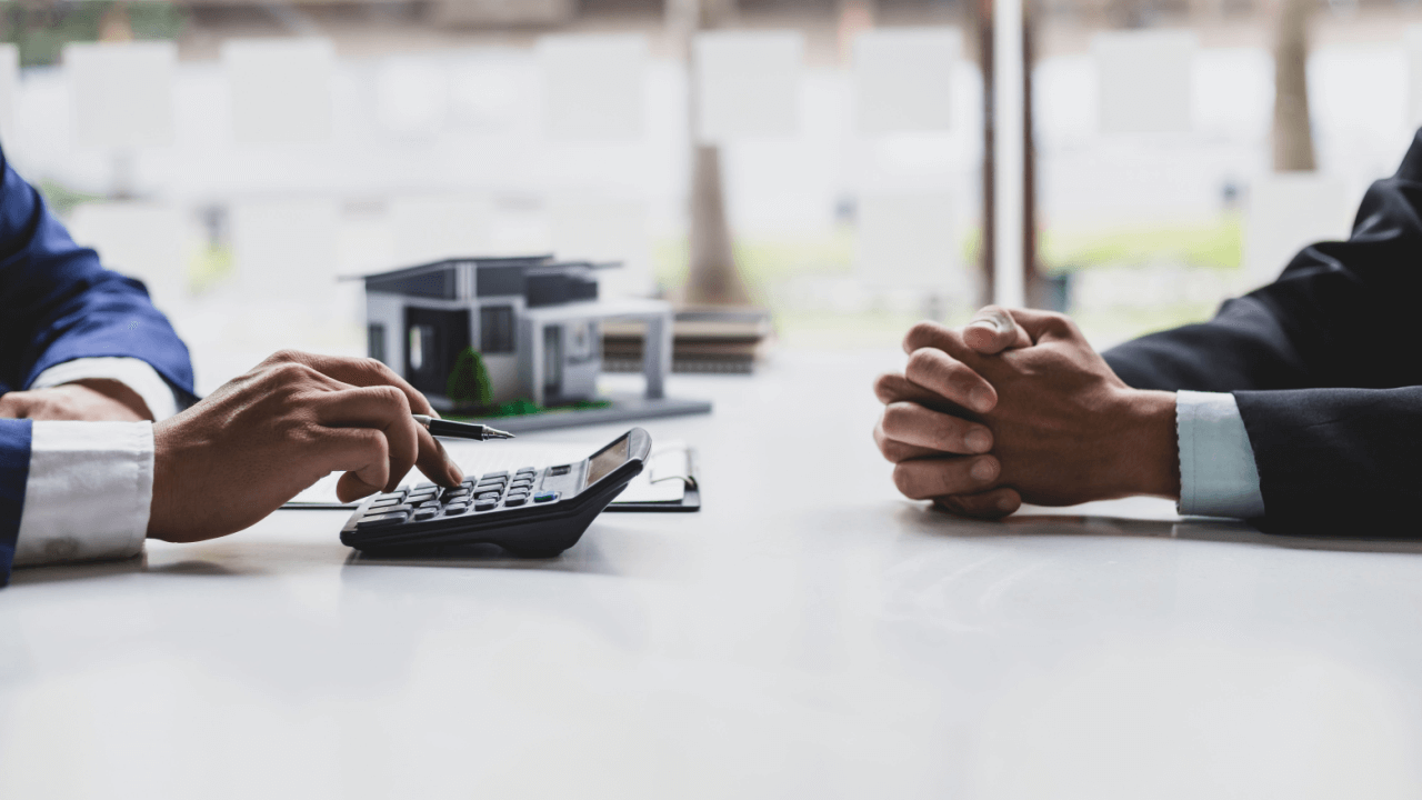 Should I settle my debt or go to court consultation with financial advisor